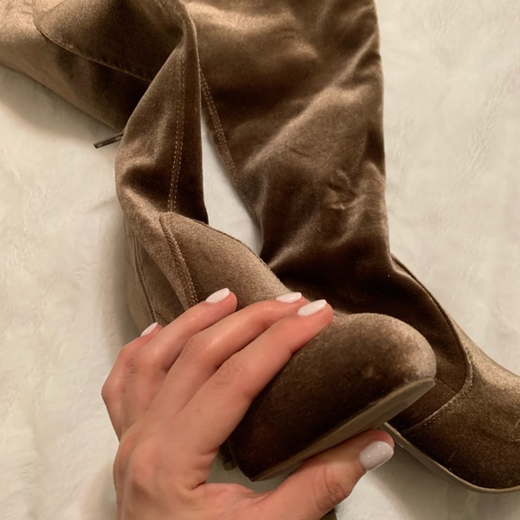 Light Brown Above The Knee High Boots - Picture 4 of 7